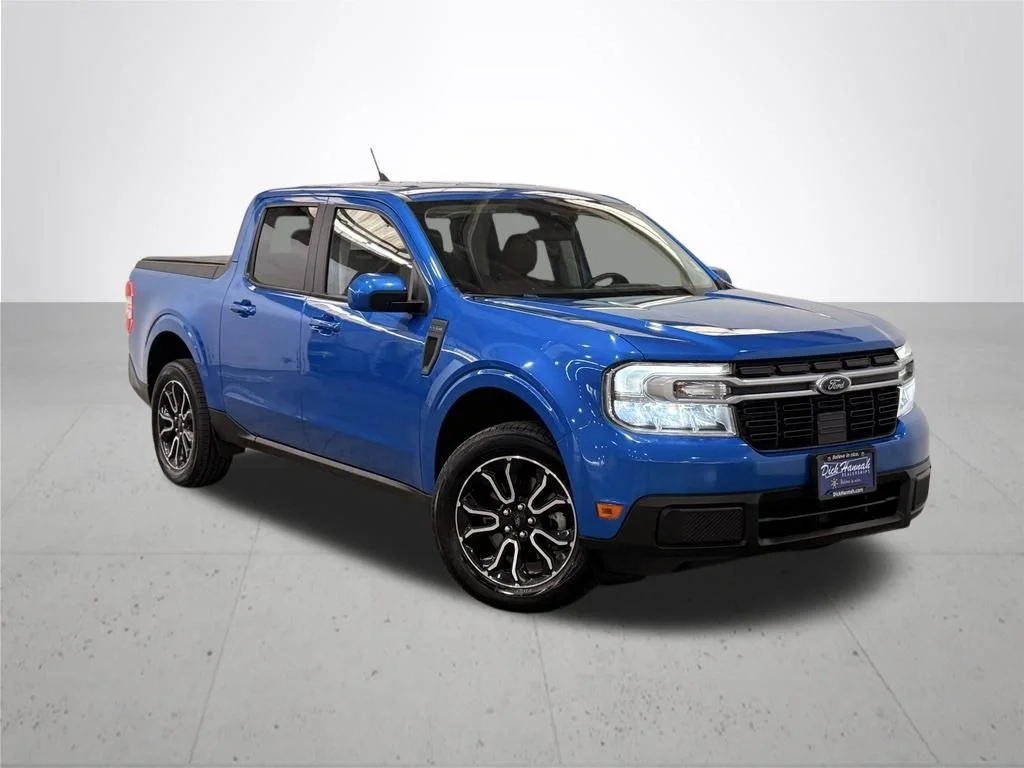 Used 2022 Blue Ford Lariat image 7