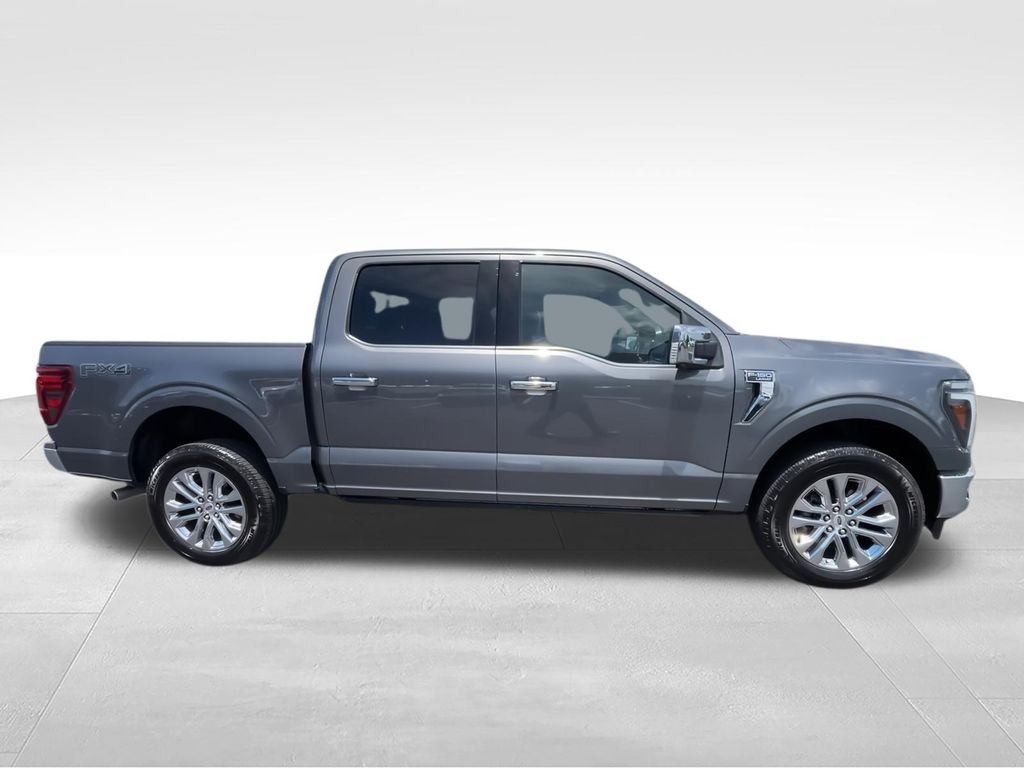 Used 2024 Gray Ford Lariat image 9