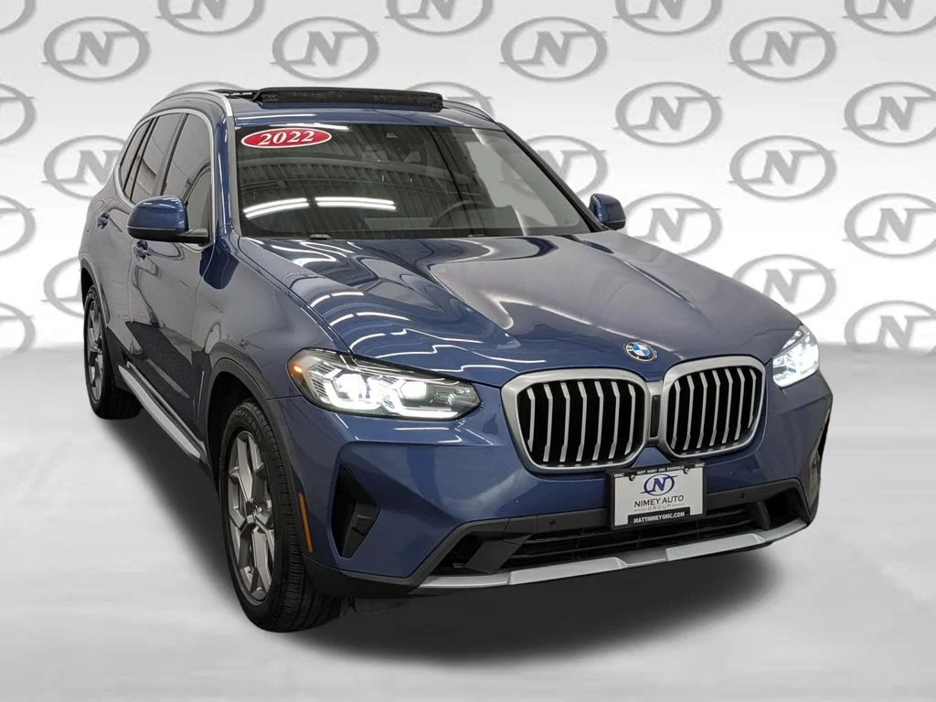 Used 2022 Blue BMW xDrive30i image 29