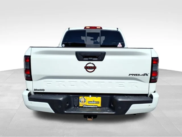 Used 2022 White Nissan PRO-4X image 10
