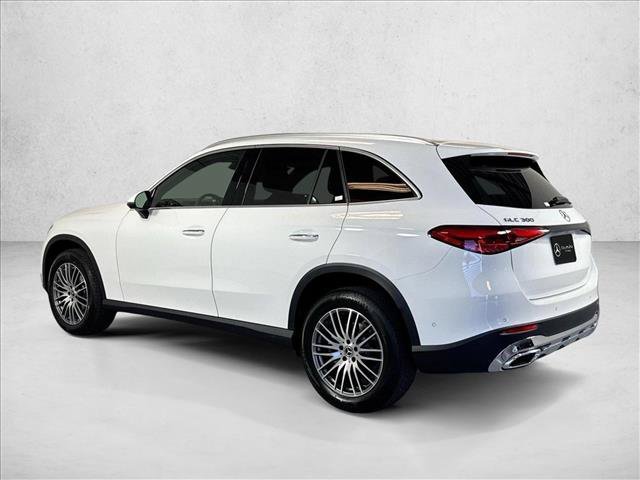 New 2026 Polar White Mercedes-Benz GLC 300 image 37