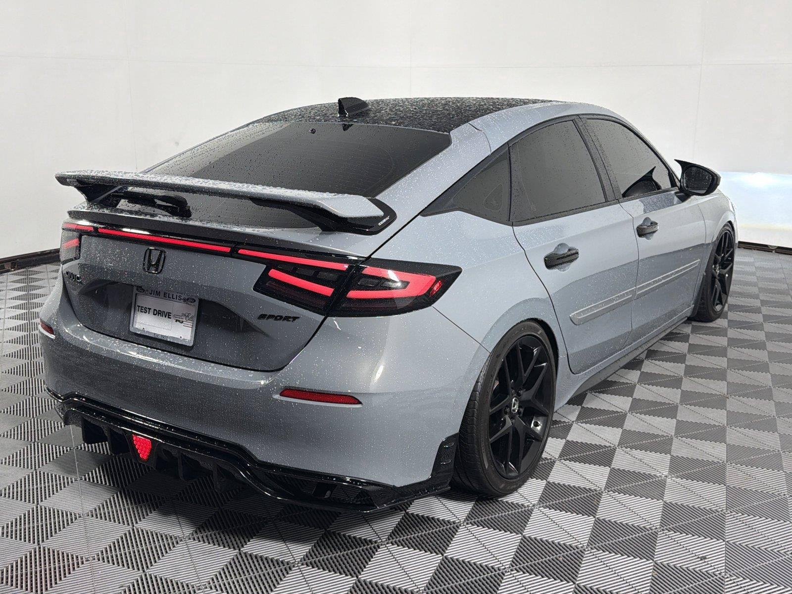 Used 2025 Urban Gray Pearl Honda Sport image 7