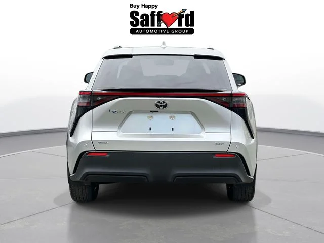 Used 2024 Silver Toyota XLE image 7