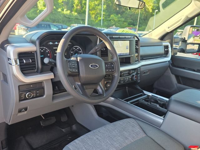 2024 Ford F-350 Super Duty XLT - Photo 31