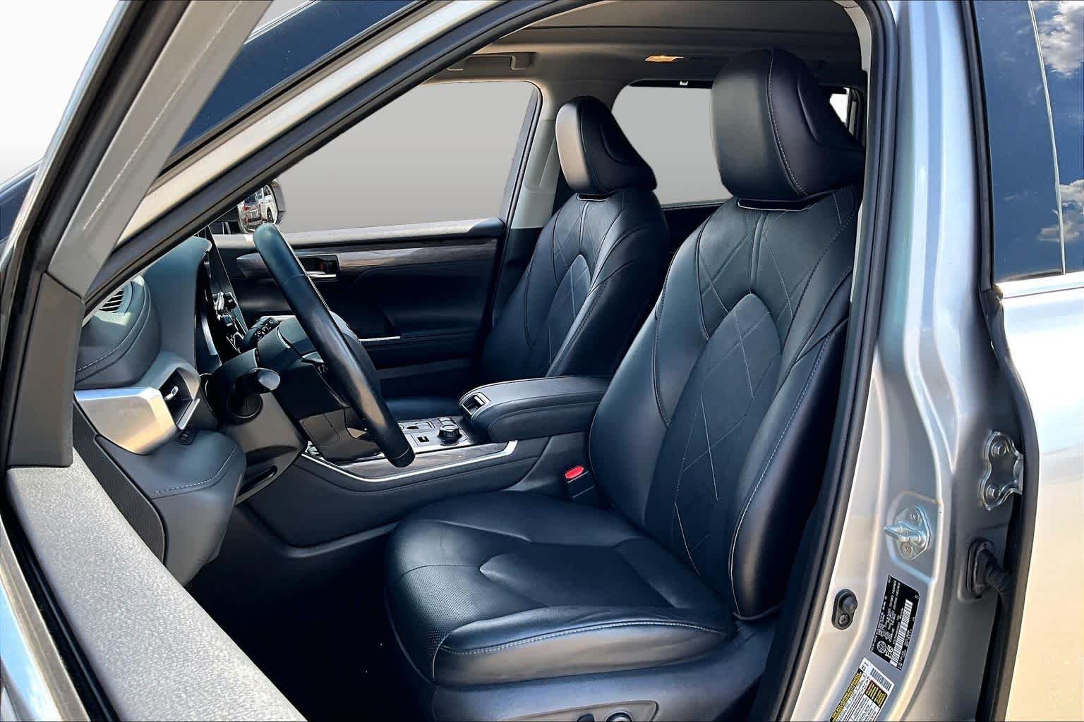 Used 2021 Celestial Silver Metallic Toyota Platinum image 8