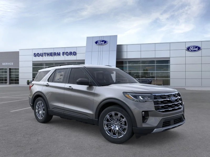 New 2026 Carbonized Gray Metallic Ford Active image 31