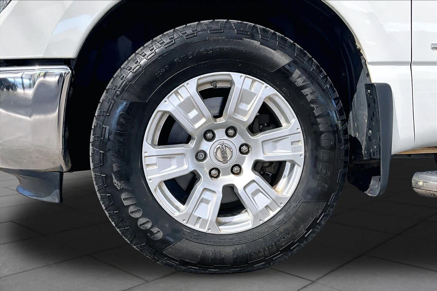 Used 2019 Glacier White Nissan SV image 11