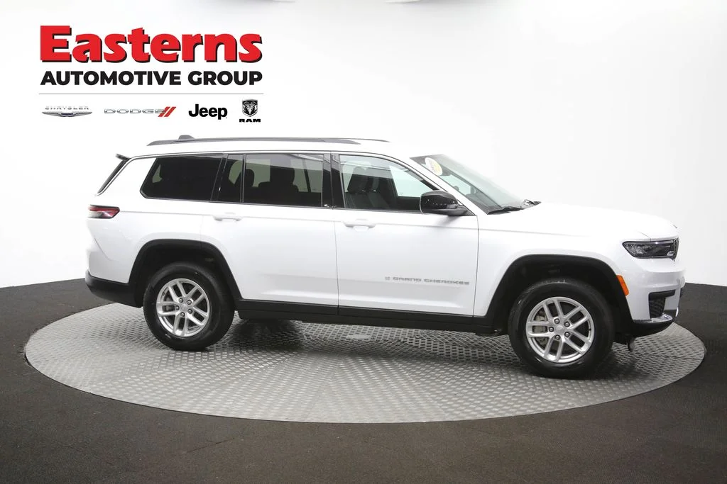 Certified Used 2025 White Jeep Laredo image 48