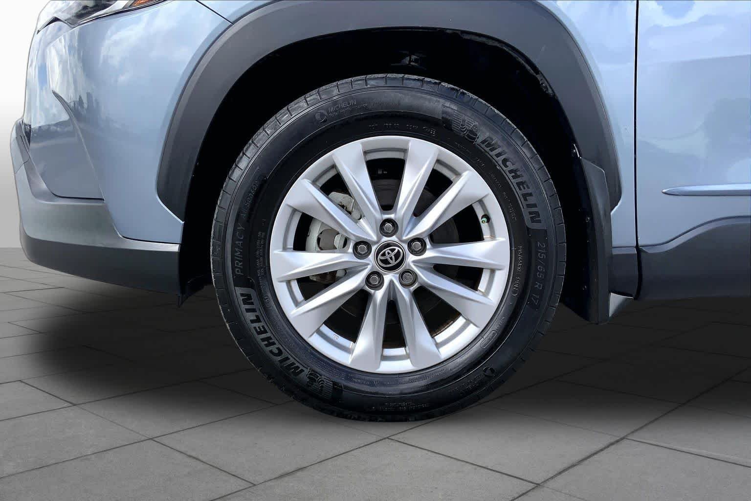 Used 2023 Celestite Toyota LE image 11