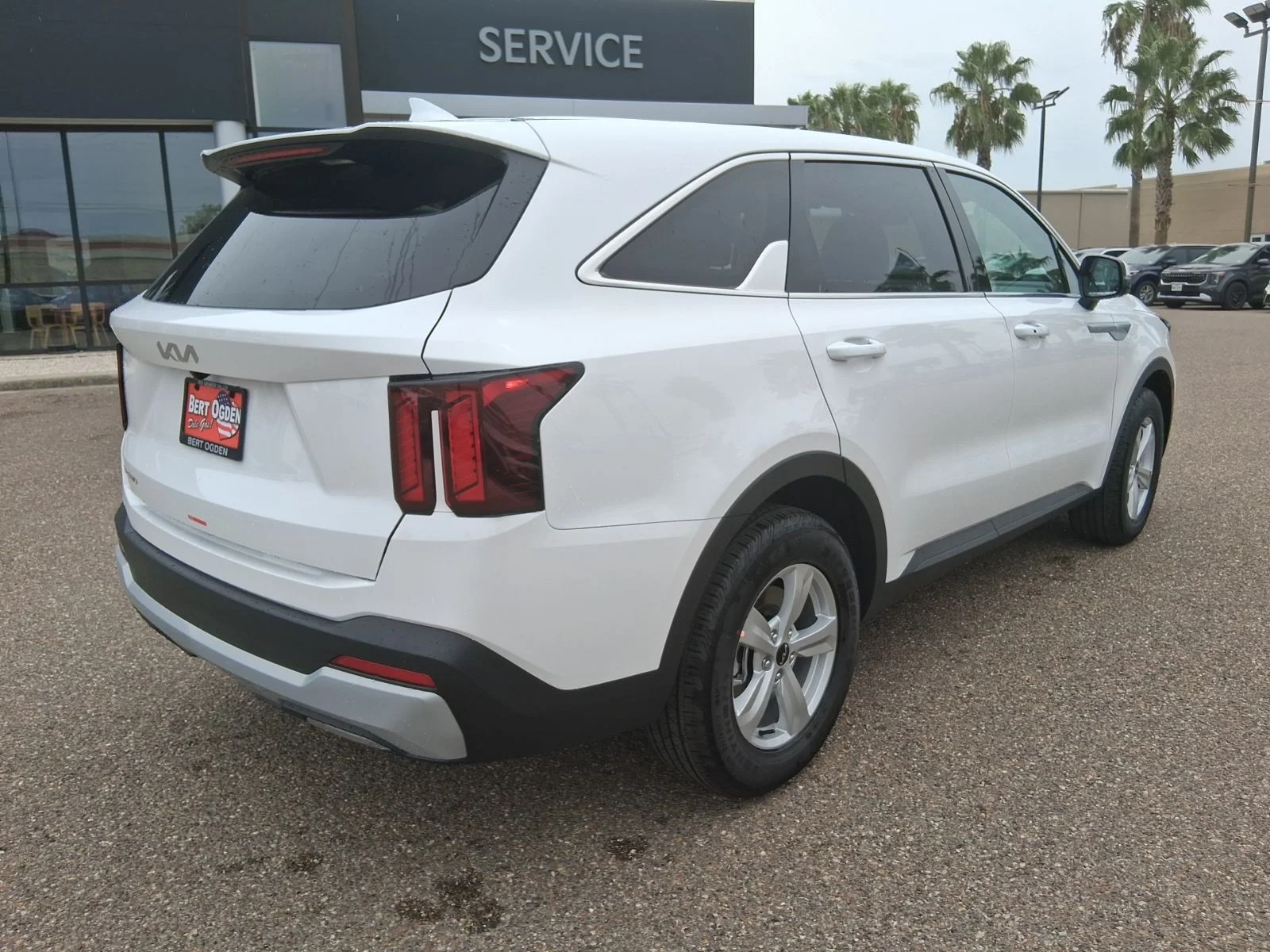 New 2026 White Kia LX image 4