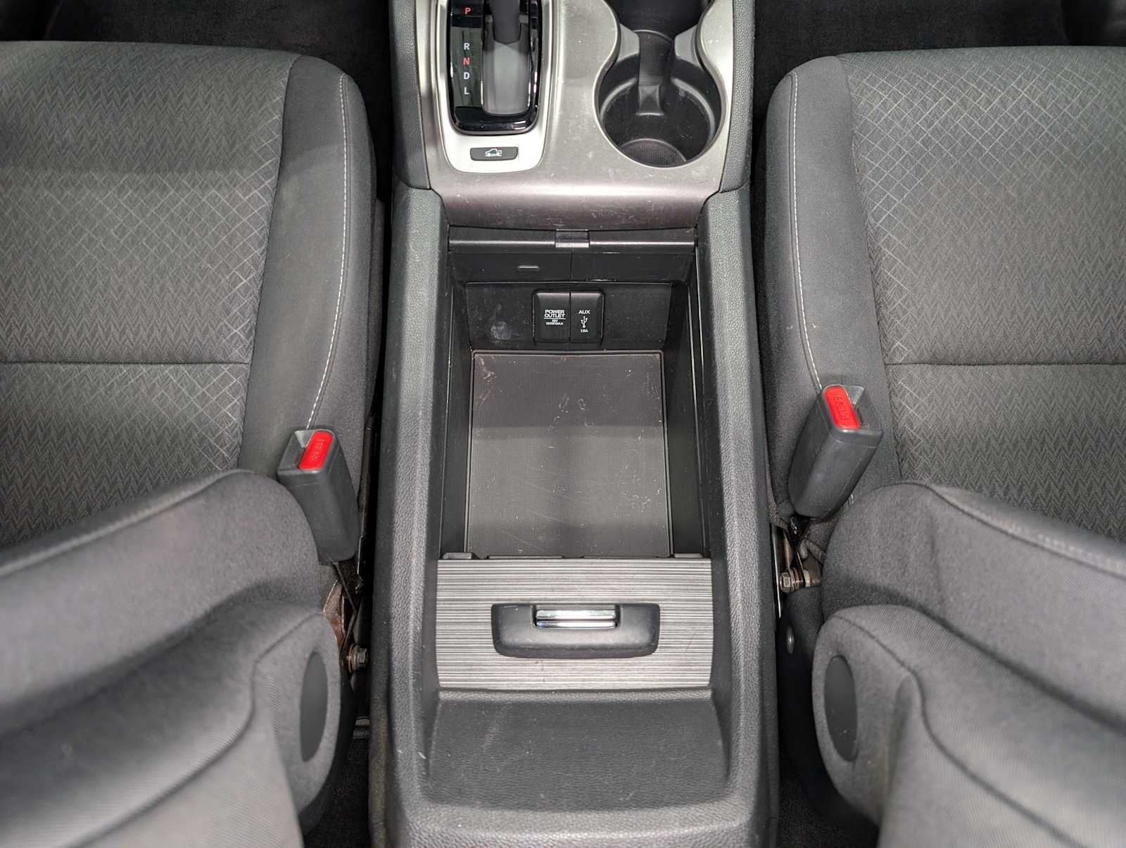 Used 2017 Lunar Silver Metallic Honda RT image 19