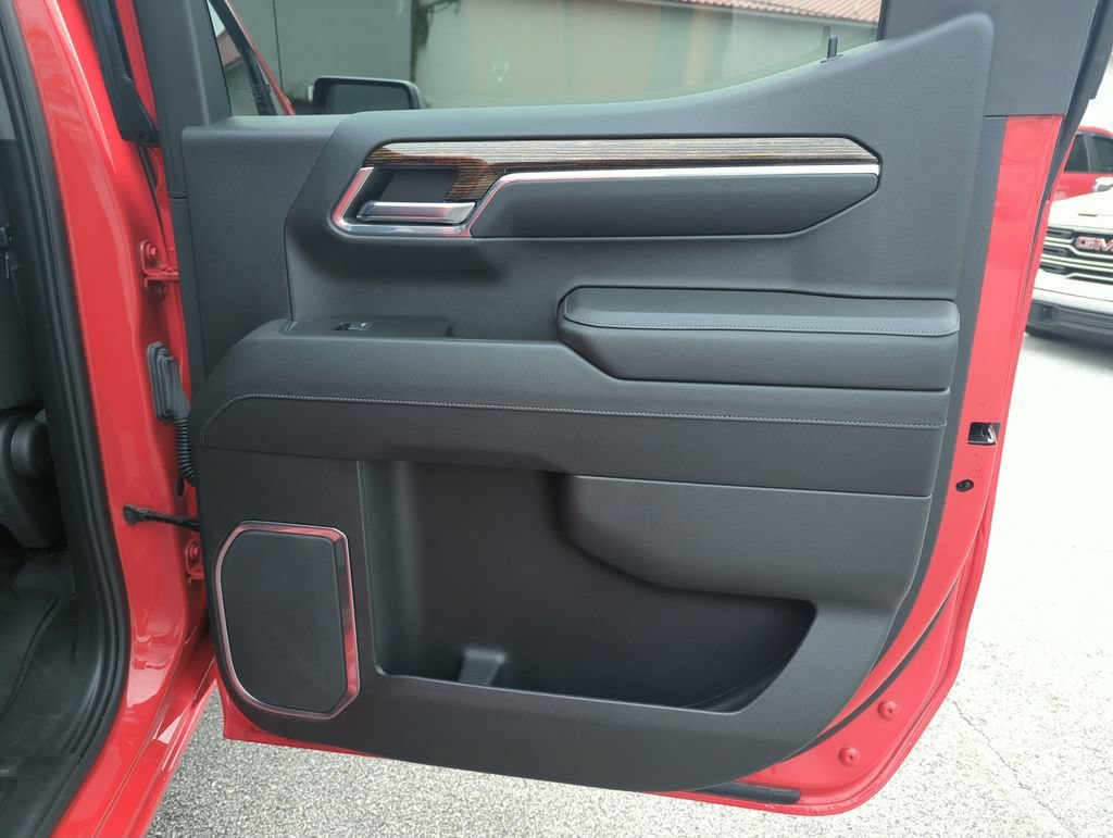 Used 2022 Cardinal Red GMC Elevation image 28