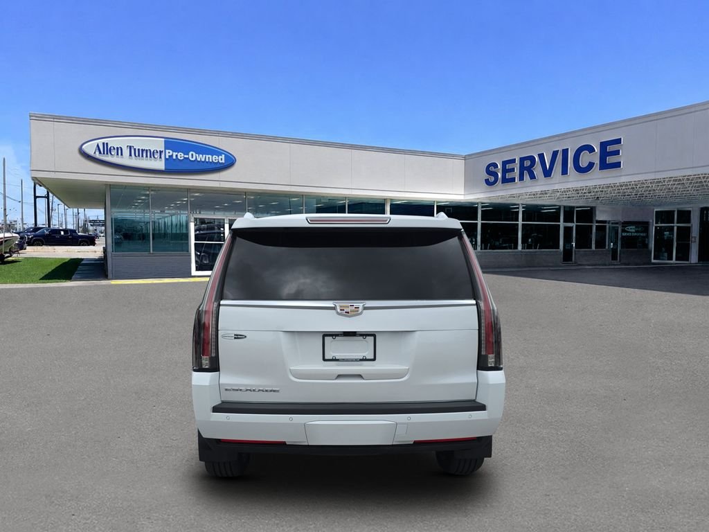 Used 2020 Crystal White Tricoat Cadillac Luxury image 7