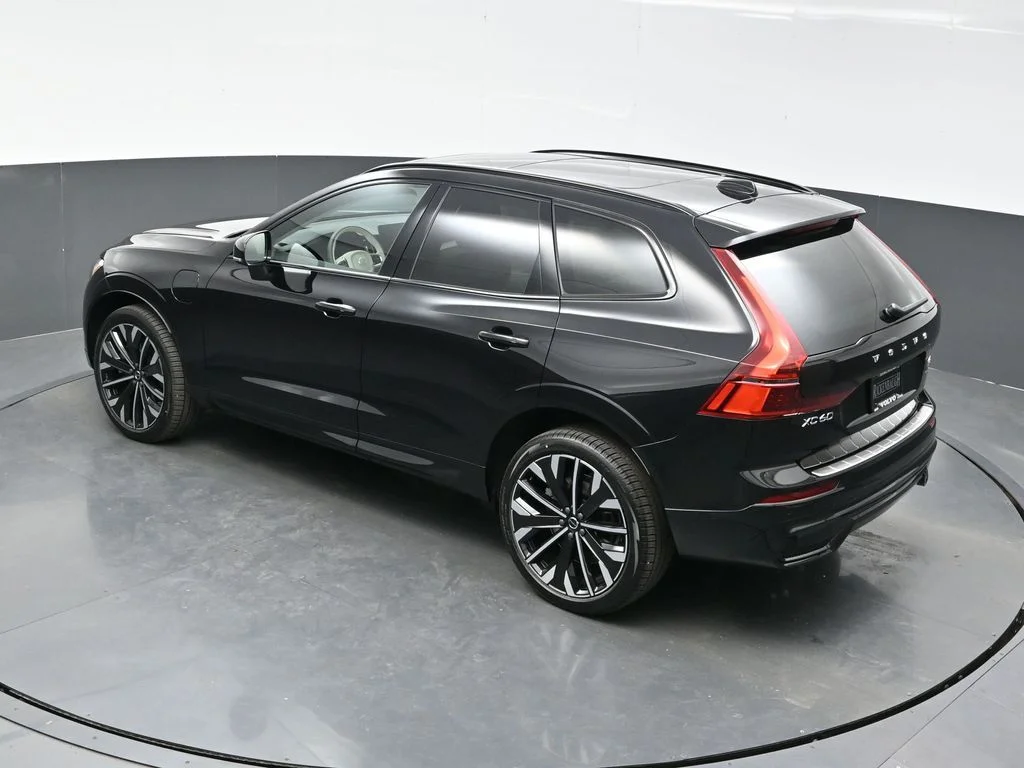 New 2026 Onyx Black Volvo T8 Ultra image 36