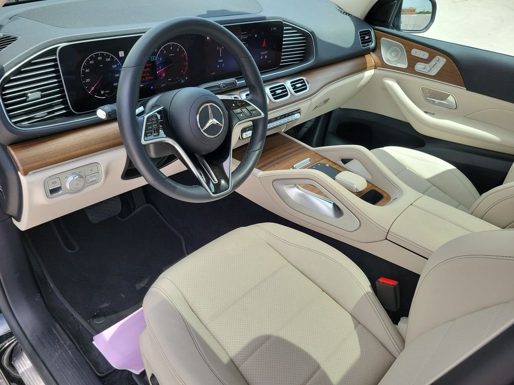 Certified Used 2026 Black Mercedes-Benz GLE 450 image 24