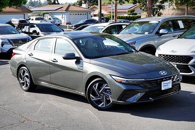 New 2026 Gray Hyundai Limited image 3