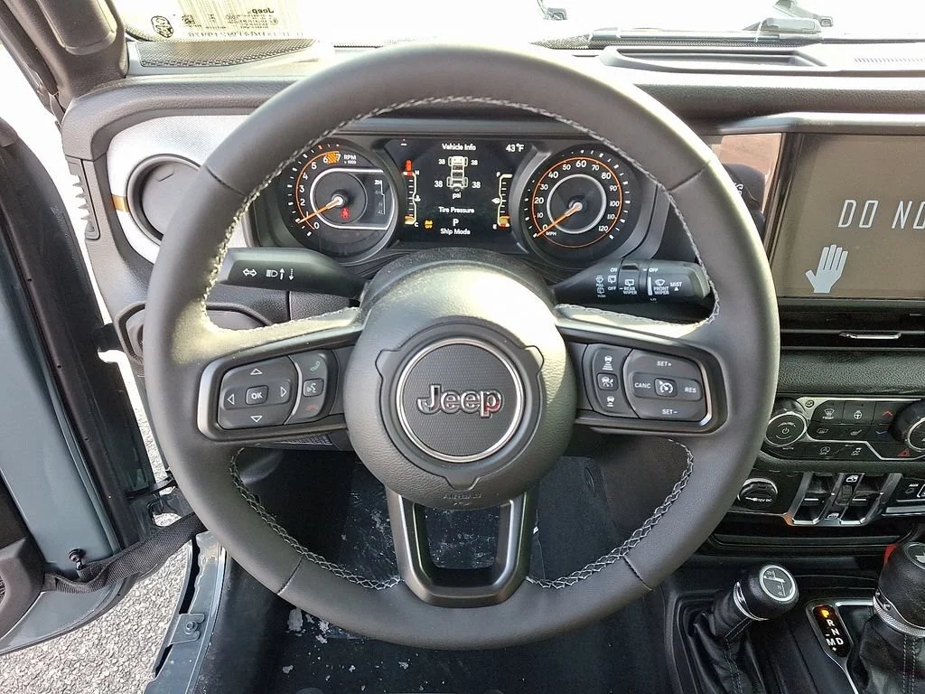 New 2026 Anvil Clearcoat Jeep Sport S image 18
