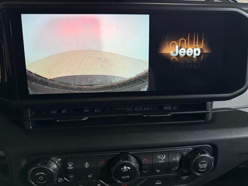 2026 Jeep Wrangler 4-Door Willys - Photo 20