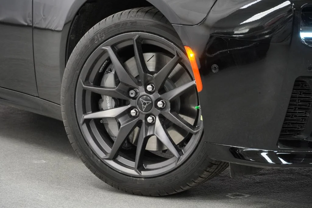 New 2026 Diamond Black Crystal Pearlcoat Dodge Scat Pack Plus image 4