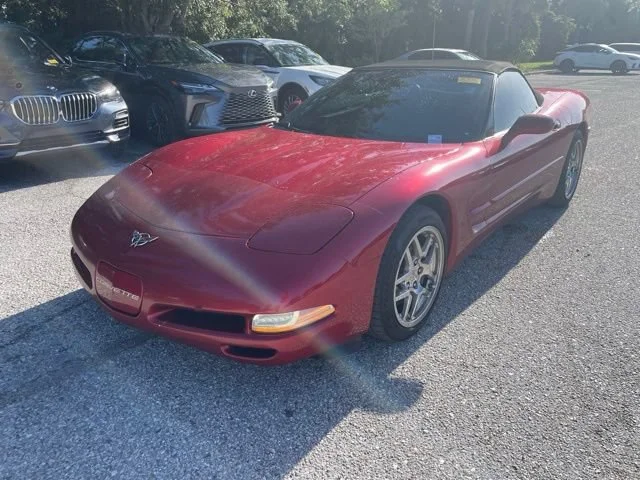Used 2002 Magnetic Red Metallic II Chevrolet Base image 5