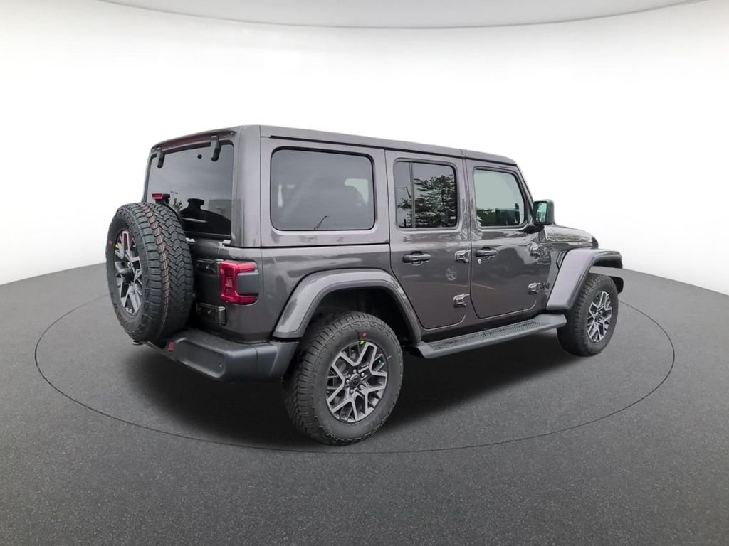 New 2026 Granite Crystal Metallic Clear-Coat Exterior Paint Jeep Sahara image 5