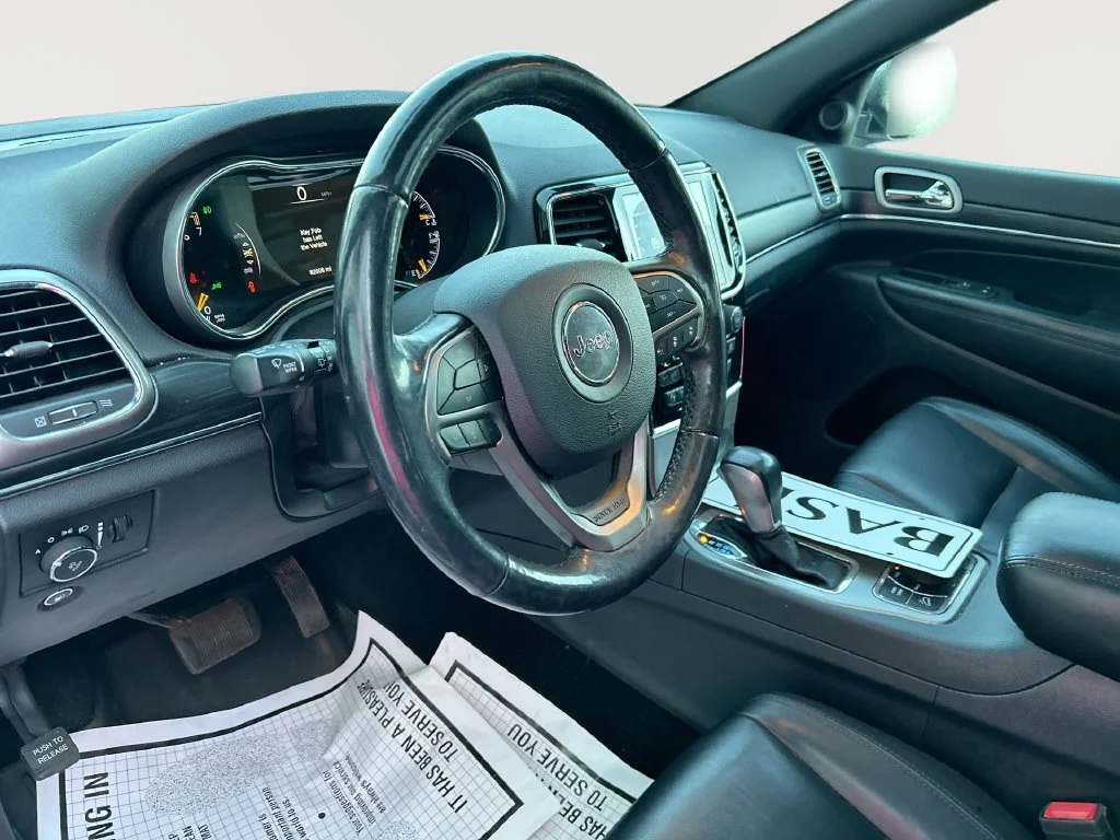 Used 2020 White Jeep Limited image 13