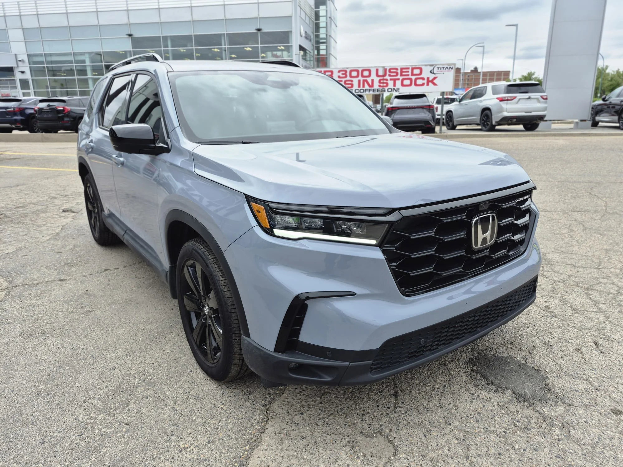 Certified Used 2025 Sonic Grey Pearl Honda Black Edition AWD*Adaptive Cruise | Remote Start | Nav | Cooled Leather | Pano Roof | Htd Wheel image 5