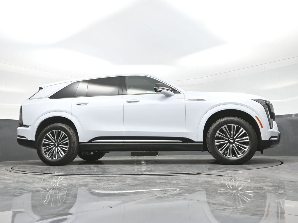New 2026 Vibrant White Tricoat Cadillac Luxury image 15