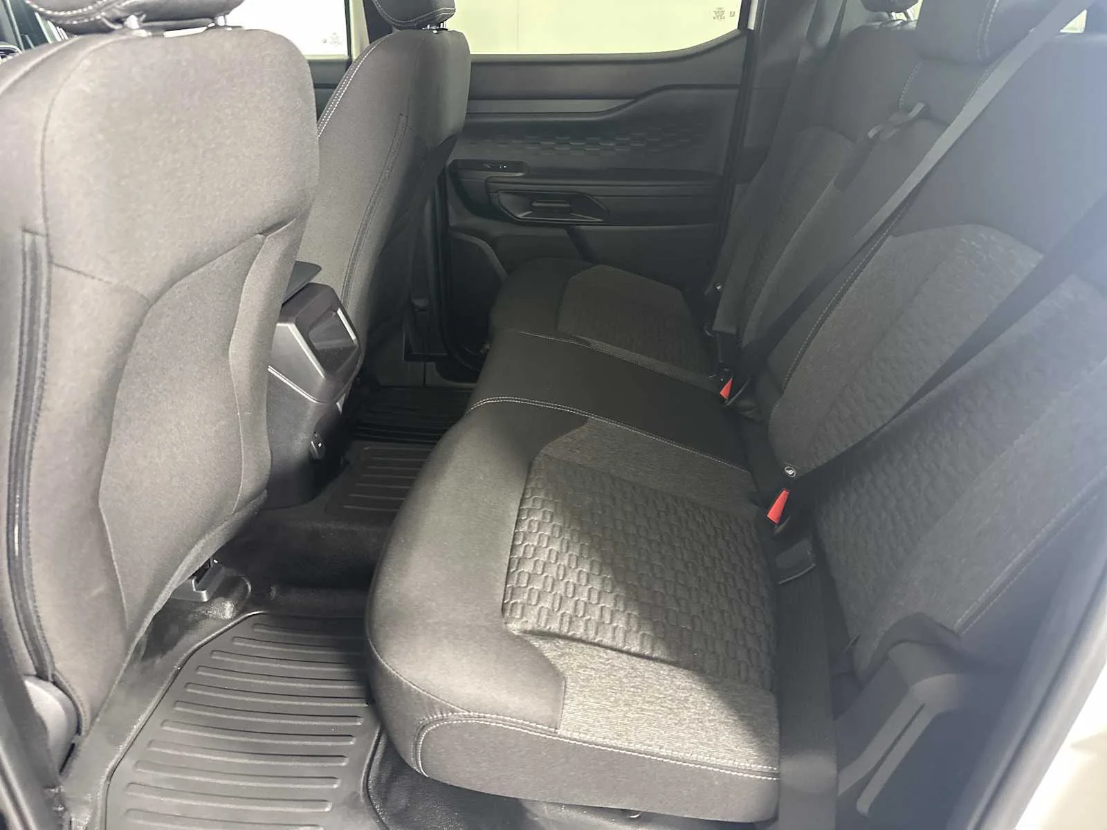 New 2025 Oxford White Ford XL image 25