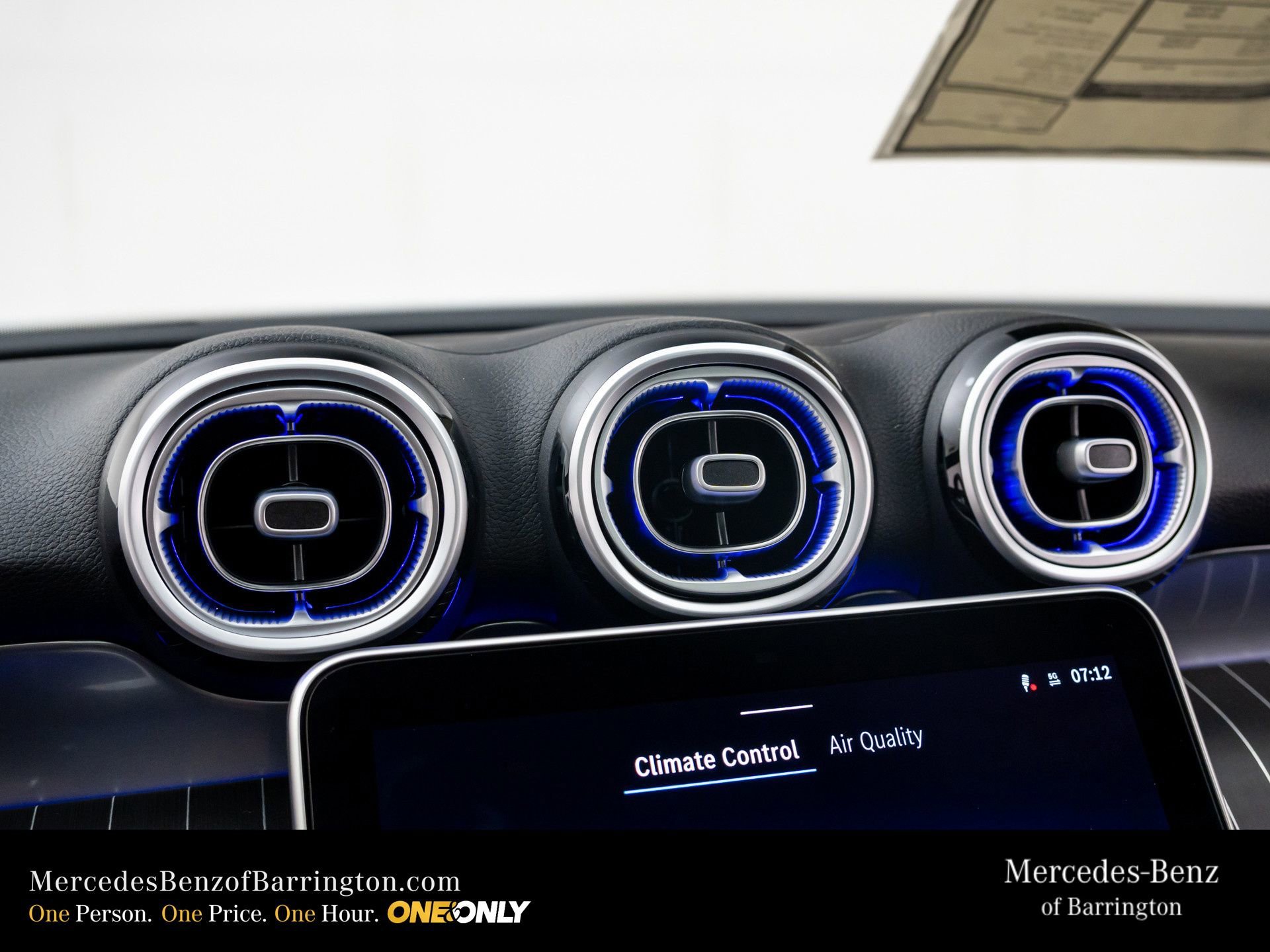 New 2026 Graphite Grey Metallic Mercedes-Benz GLC 300 image 78