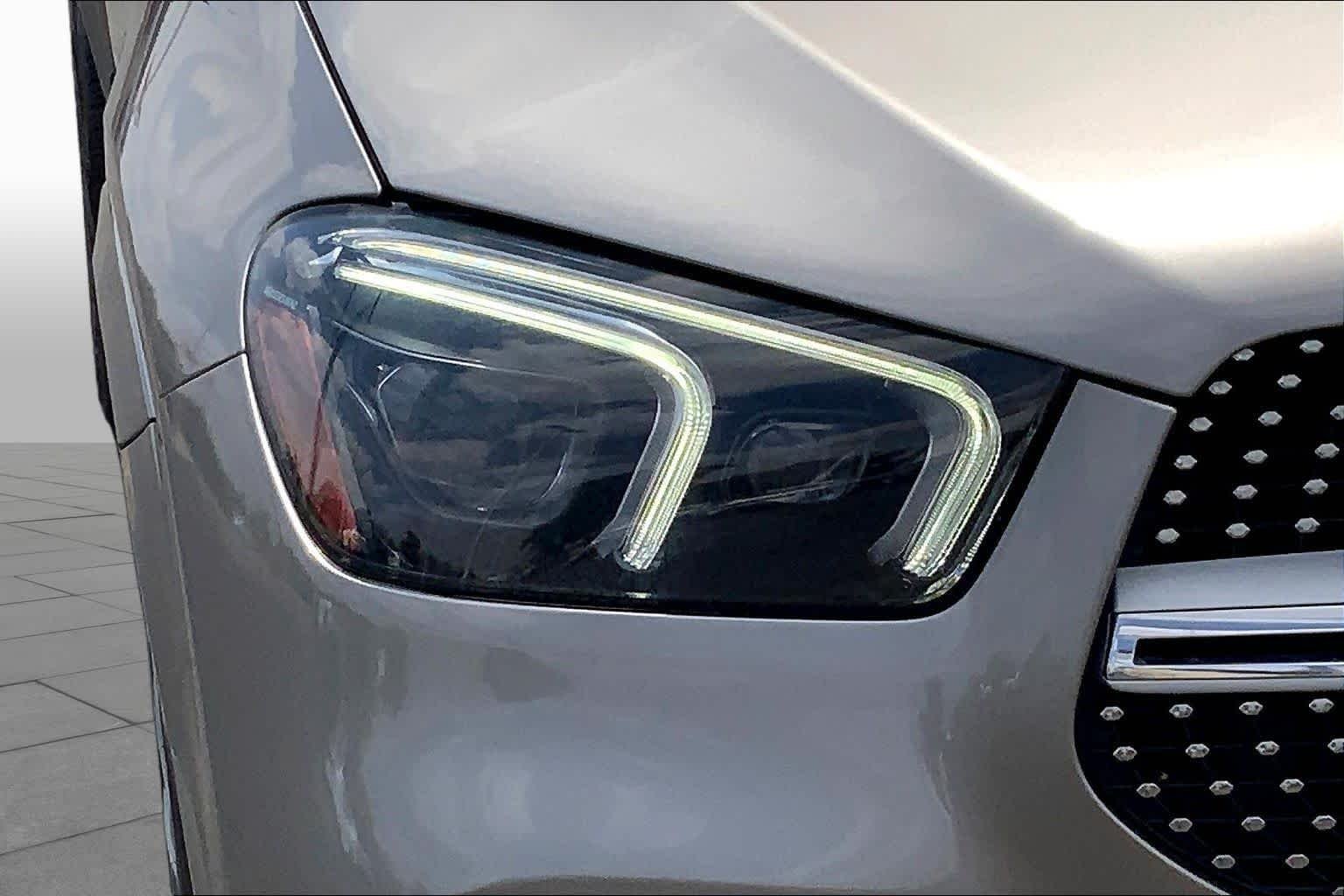 Used 2022 Mojave Silver Metallic Mercedes-Benz GLE 350 image 28
