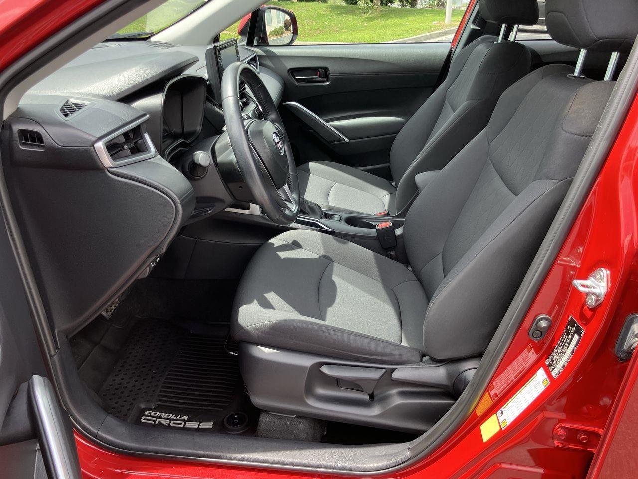 Used 2022 Red (Barcelona Red Metallic) Toyota LE image 13