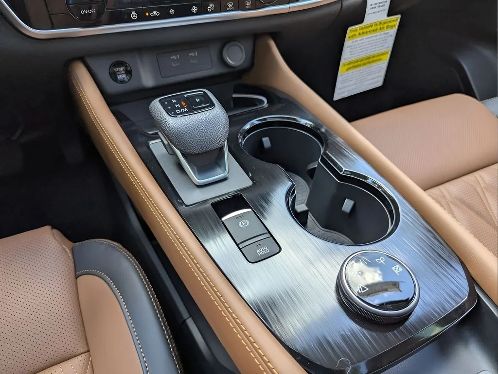 New 2026 White Nissan Platinum image 13