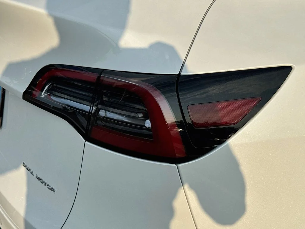 Used 2021 White Tesla Long Range image 27