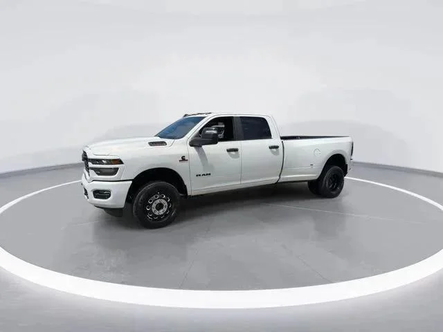 2026 RAM 3500 Big Horn - Photo 4