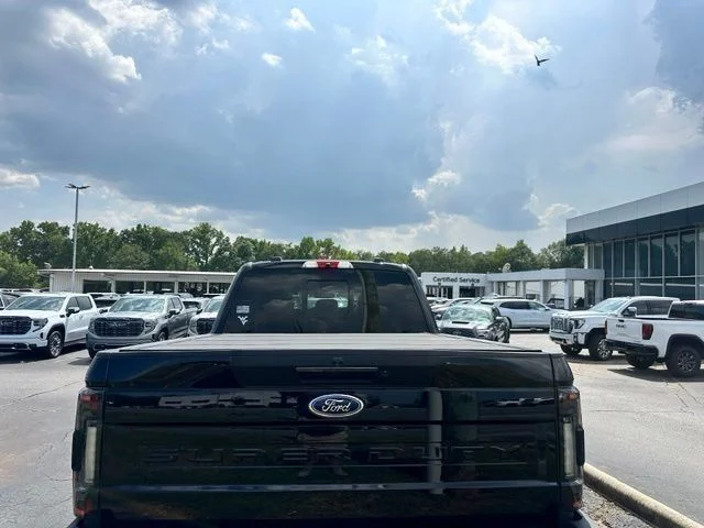 Used 2022 Black Ford Lariat image 19