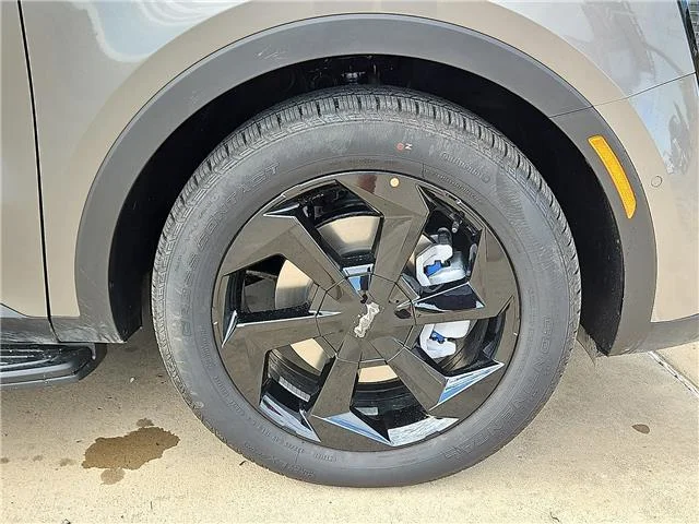 New 2026 Volcanic Sand KIA X-Line SX Prestige All-Wheel Drive image 5