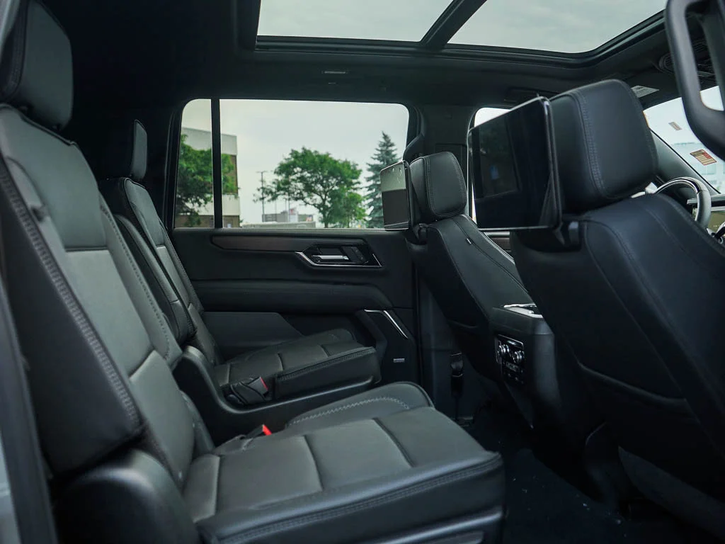 2026 GMC Yukon XL Denali - Photo 12