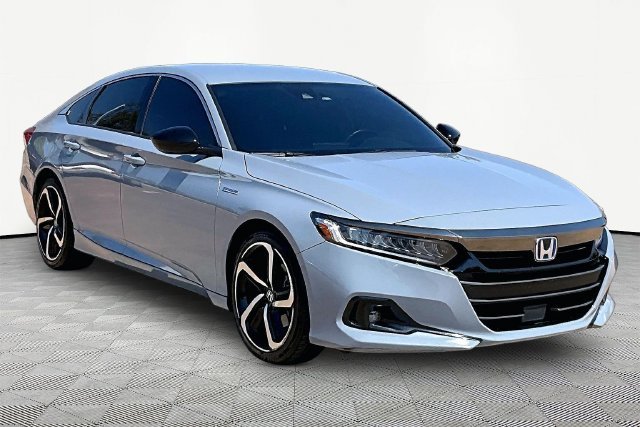 Used 2022  Honda Sport image 11