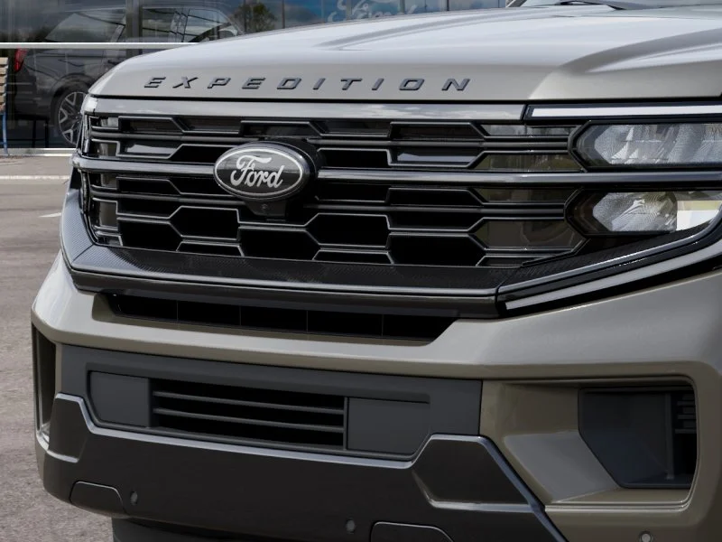 New 2027 Marsh Gray FORD Platinum image 27