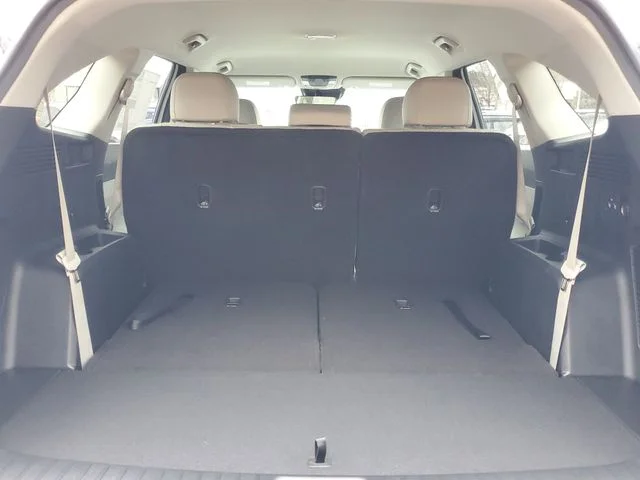 New 2026 Glacial White Pearl Kia S image 8