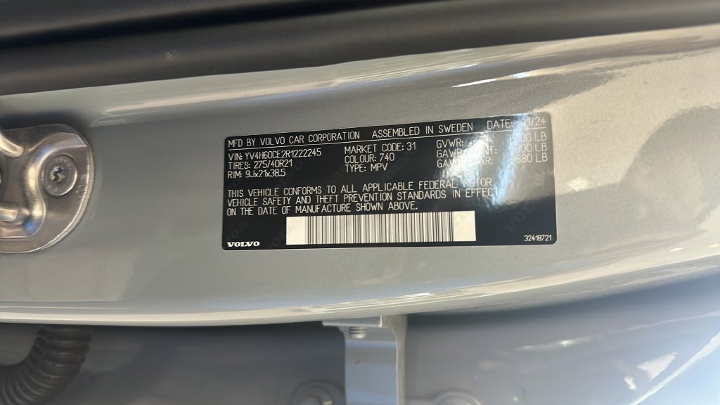 Used 2024 Gray Volvo T8 Plus Bright Theme 7 Passenger image 34
