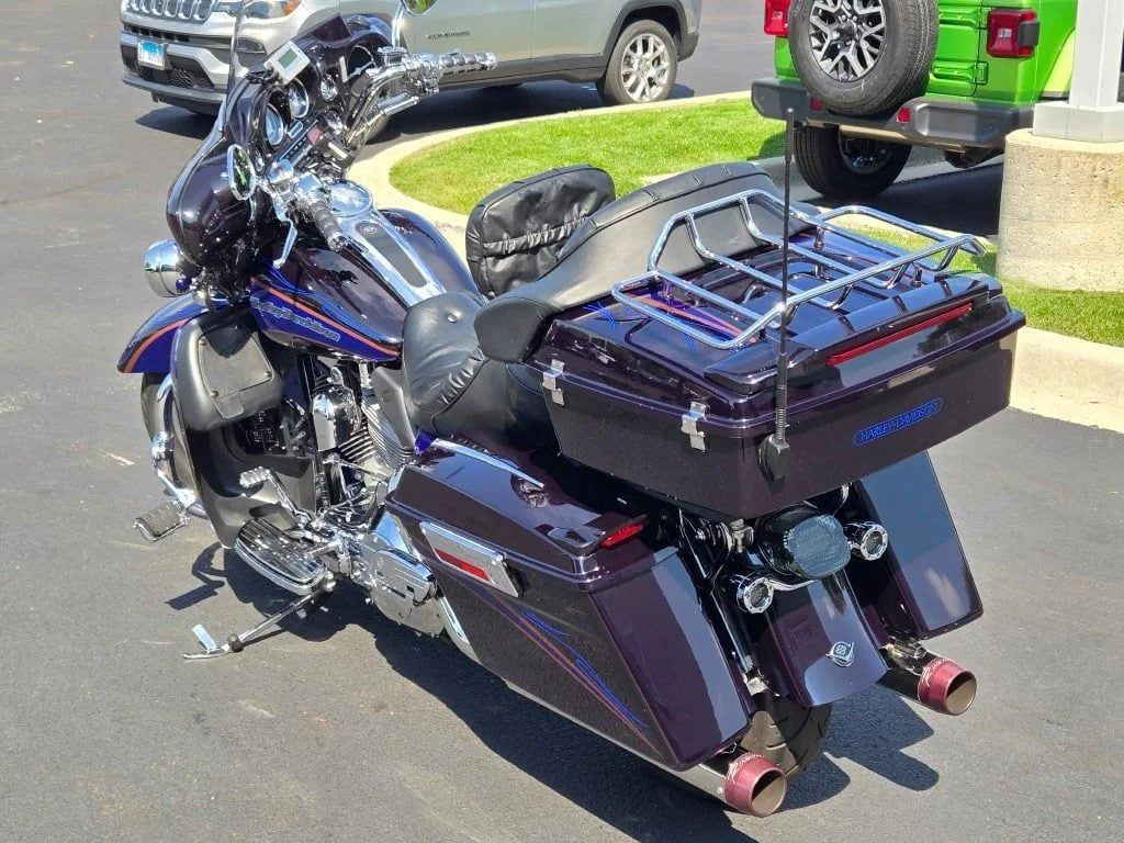 Used 2004 Blue Harley-Davidson  image 16
