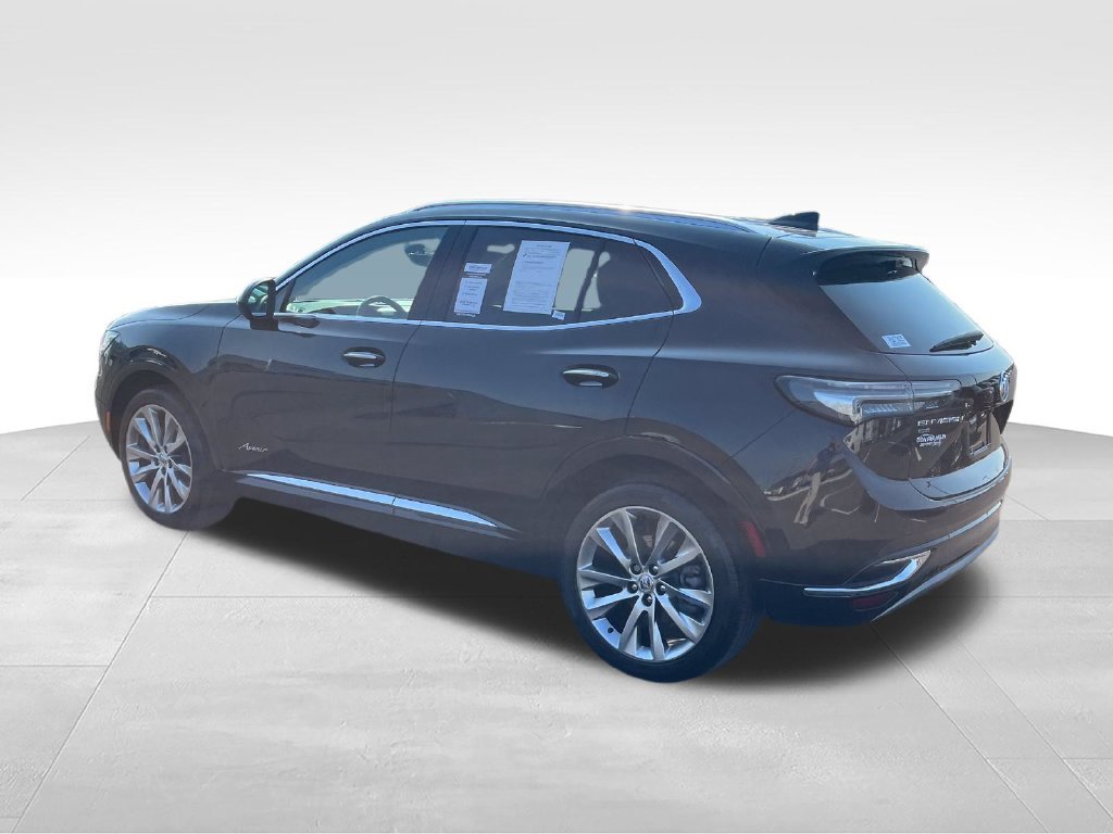 Used 2023 Black Buick Avenir image 3