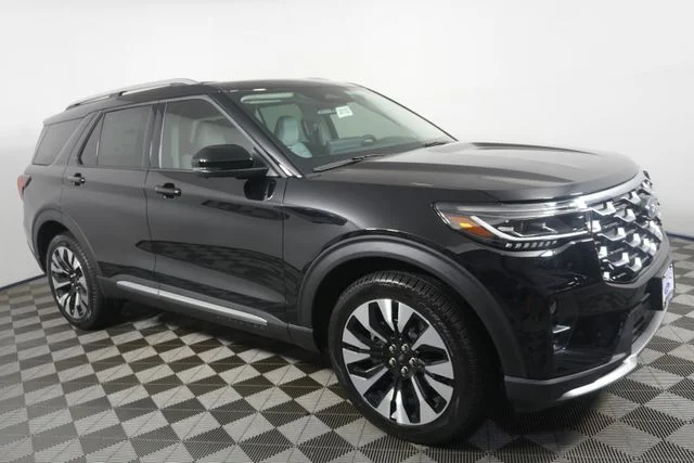 New 2026 Agate Black Metallic Ford Platinum™ image 1