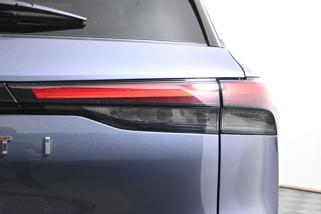 Certified Used 2023 Blue INFINITI Sensory image 13