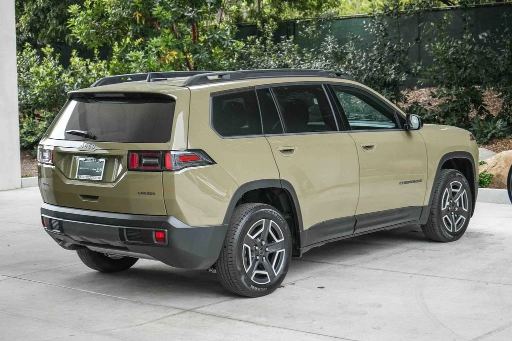 New 2026 41 Jeep Laredo image 6
