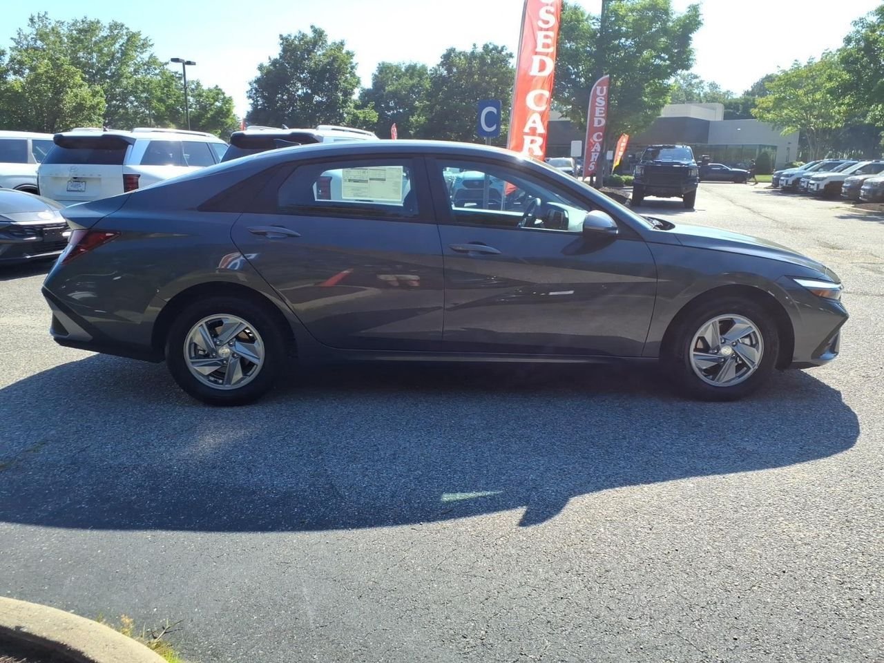 New 2026 Amazon Gray Hyundai SE image 5
