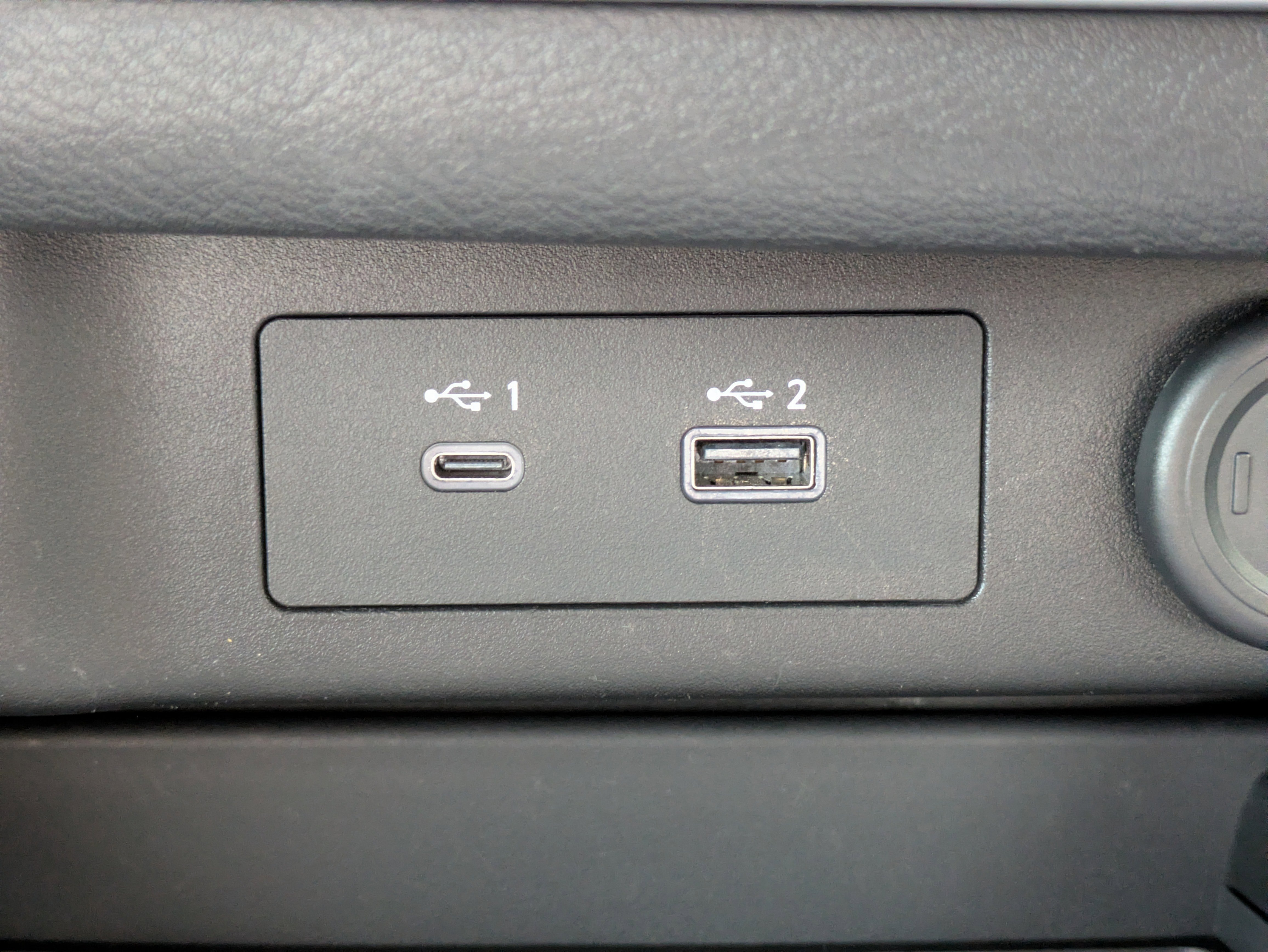 2023 Nissan Rogue SV - Photo 27