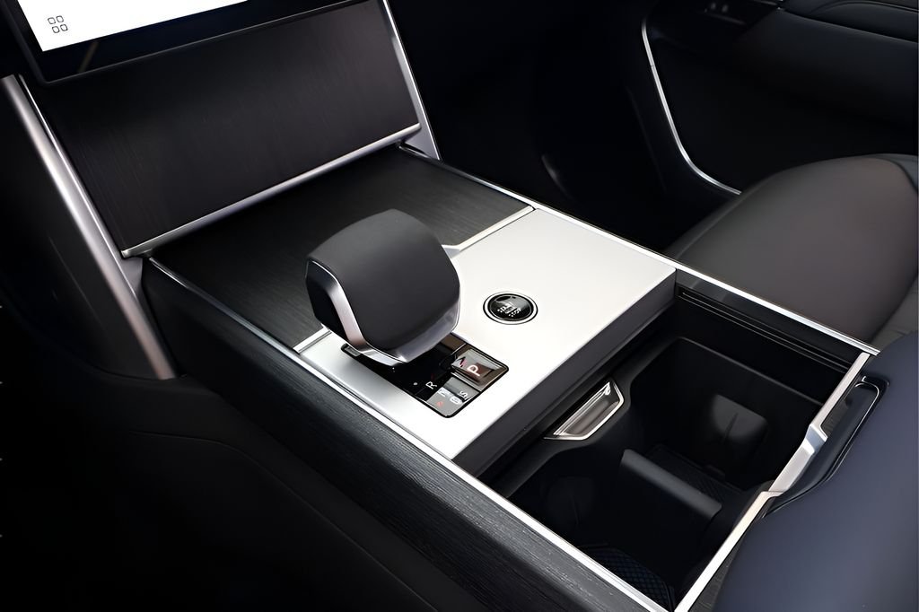 2025 Land Rover Range Rover SE - Photo 21